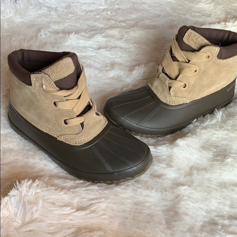 Sperry women’s breakwater suede boot rain size 6.5